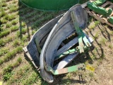 Pair Of Front Fenders Off John Deere 4650 Tractor