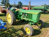 John Deere 2510 Open Station Gas Tractor