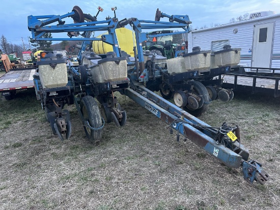 Kinze 2200 8 Row 36” Planter With Insecticide Boxes, Row Markers