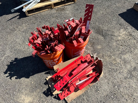 Qual Craft Model 2500  10” Adjustable Roofing Brackets Ray
