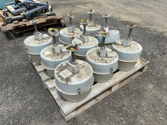Pallet Of (9) GE 174 Watt Shop Lights