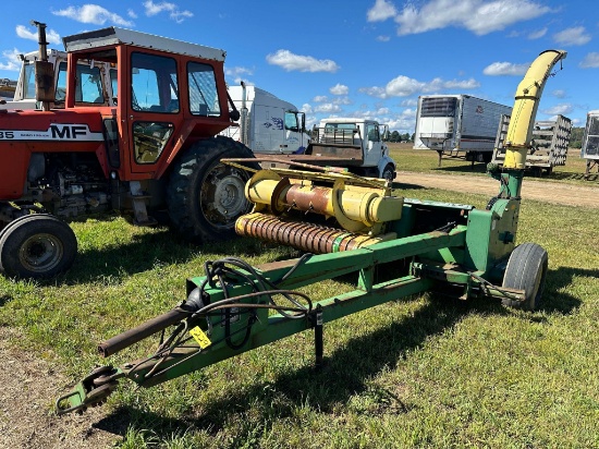 John Deere 3950 Pull Type Forage Harvester With 5-1/2’ Hay Pickup