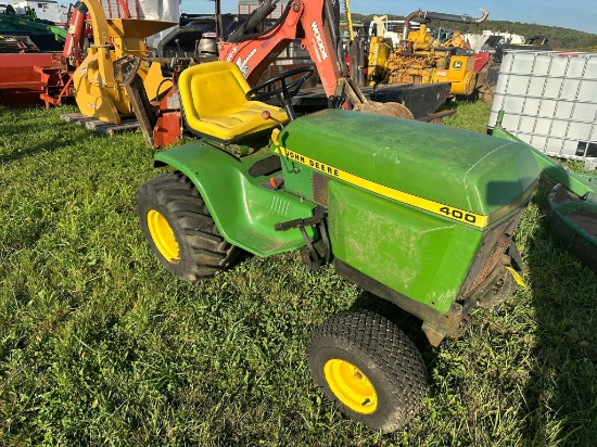 John Deere 400 Lawn & Garden Tractor