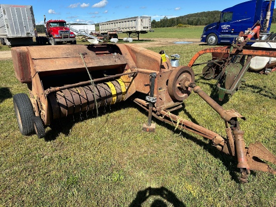 New Holland 69 Square Baler