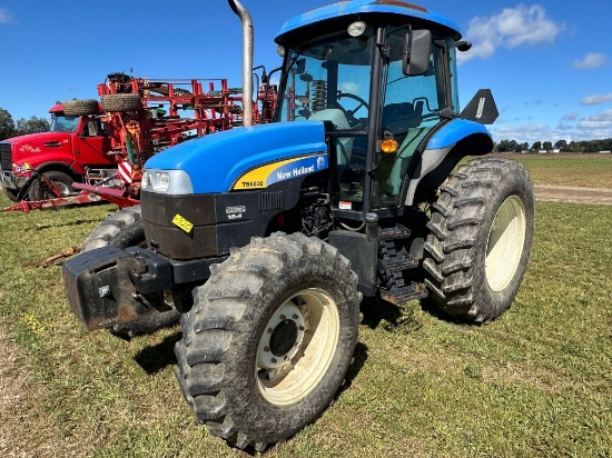 New Holland TS6030  MFWD Cab Tractor
