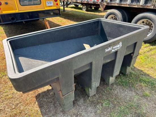 Salt Dog 7’ Truck Salt Spreader