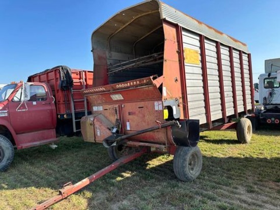 H&S XL 16’ Forage Box