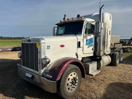 2001 Peterbilt 378 Sleeper Road Tractor