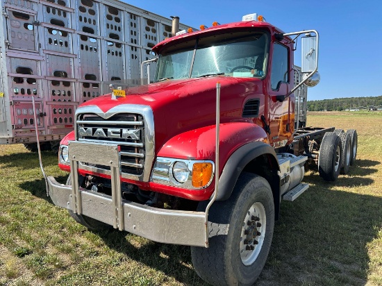 2004 Mack Granite Tri-Axle Cab & Chassis Truck