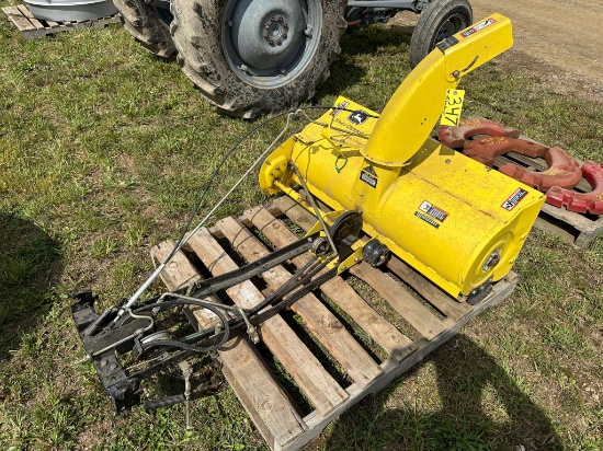 John Deere Model 42 Lawn Tractor 42” Snow Blower