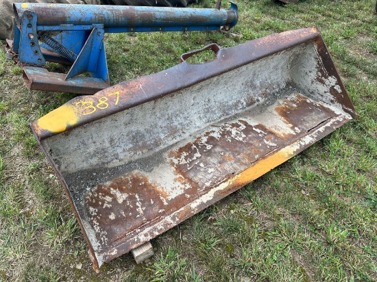 Case 72” Skid Steer Quick Tach Bucket