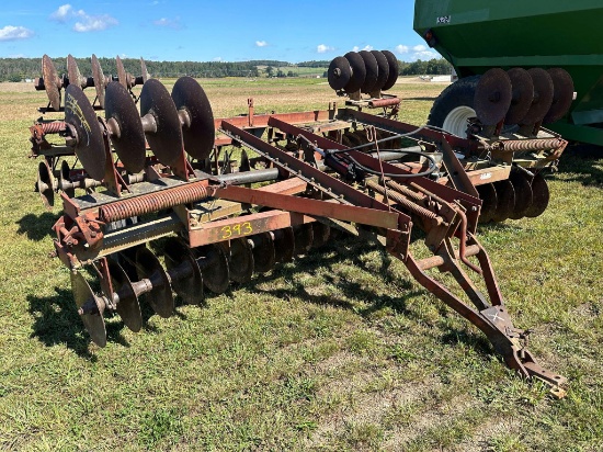 International 470  18’ Transport Disk