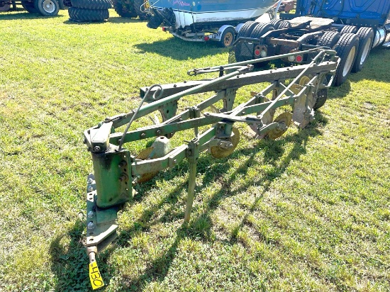 John Deere 4X14 Semi Mounted Plow With Coulters