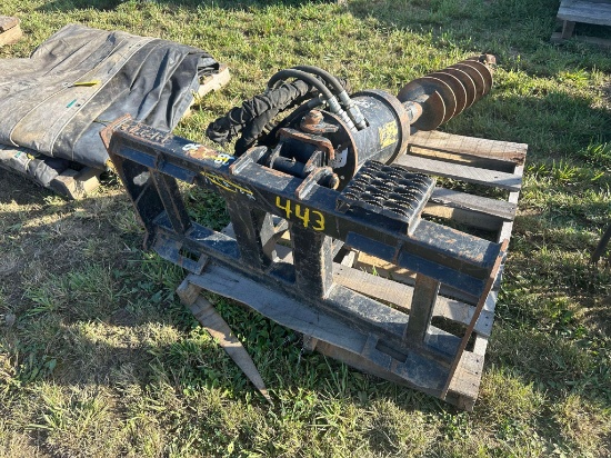 Caterpillar Skid Steer Post Hole Auger