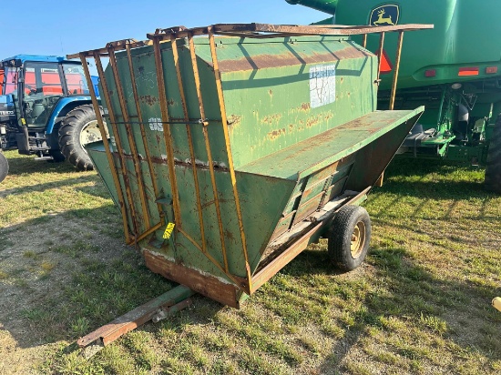 8’ Portable Cattle Creep Feeder