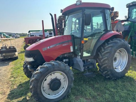 Case IH 95 Tractor
