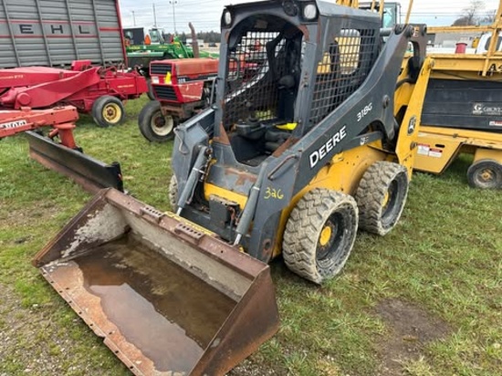 John Deere 318G Skid Steer