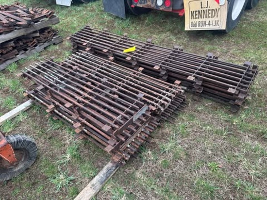 (10) 8’ & (16) 5’ Barn Gutter Grates