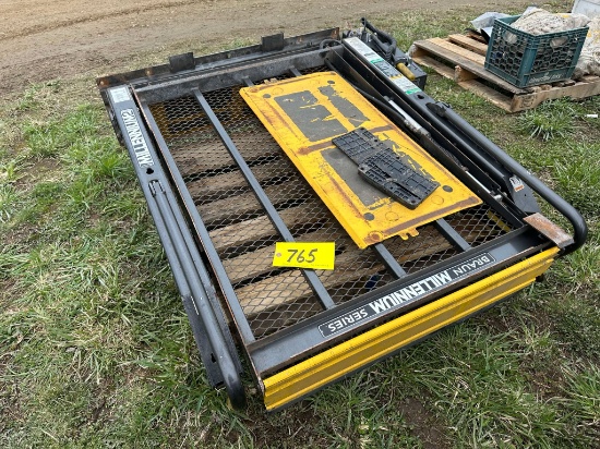 Braun Millennium 2 Series Lift Gate