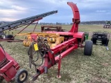 New Holland 790 Pull Type Forage Harvester