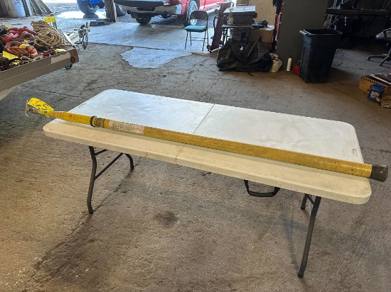 Fiberglass Extendable Lineman Pole