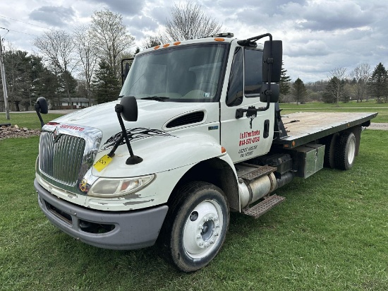 2011 International 4300 Durastar Tiltbed Truck