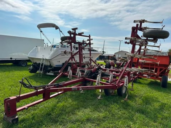 Willrich 25’ Transport Field Cultivator