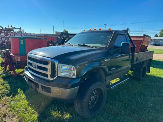 2006 Ford F-250 XLT Single Cab 4 Wheel Drive Pickup
