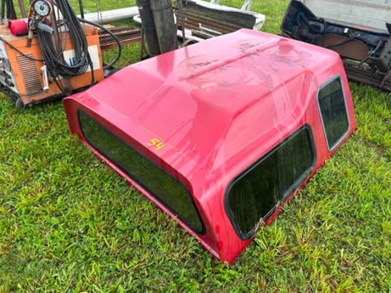 Fiberglass 6-1/2’ Raised Roof Truck Cap