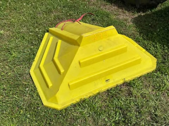 AGI/Hutchinson Poly Transport Auger Hopper