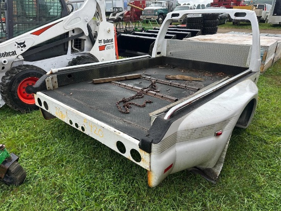 Custom 8-1/2’ Dual Wheel Truck Bed