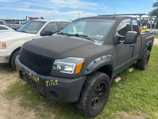 2008 Nissan Titan Extended Cab Pickup