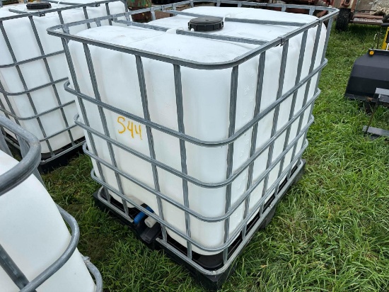 250 Gallon Food Grade Tote With Valve