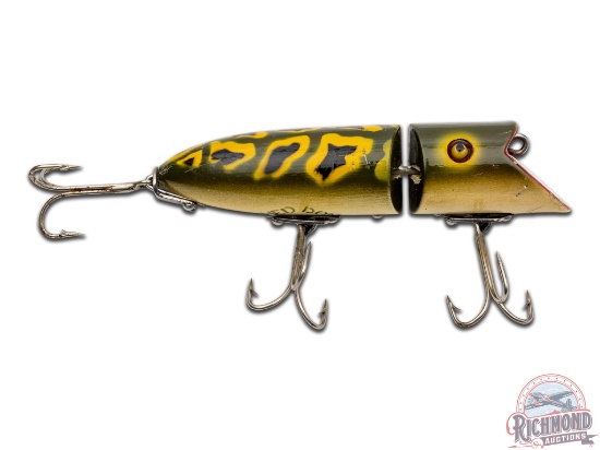 Scarce Heddon 8300 Series Zig Wag Minnow Bullfrog Fishing Lure
