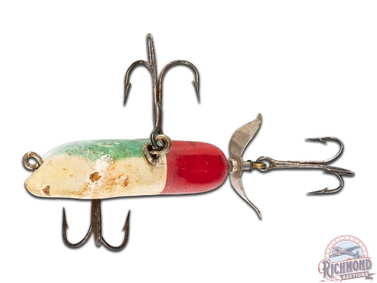 Howe's Vacuum Bait Special Order Green Crackle Back Fishing Lure