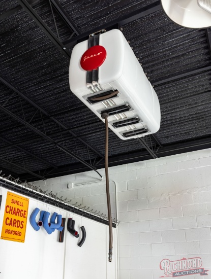 Graco Service Station Motor Oil Dispenser