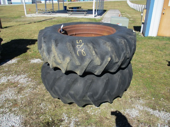285 - 18.4X34 T RAIL DUALS