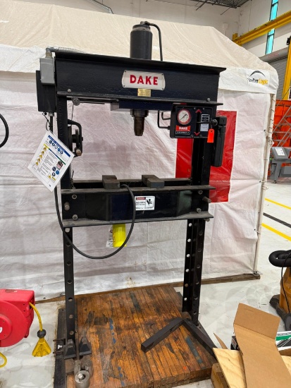 25 Ton Dake Model 926-300 ELEC-DRAULIC II H-Frame Press