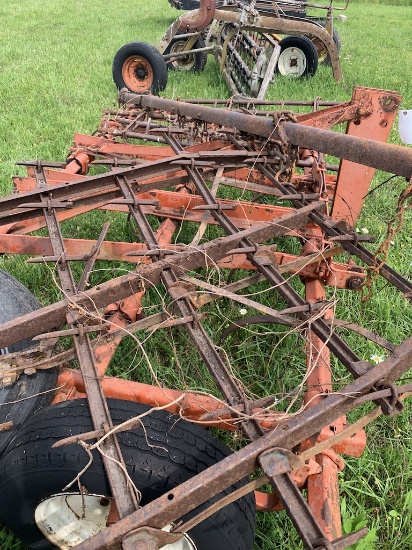 Pull type harrow ( NOT-the cultivator)