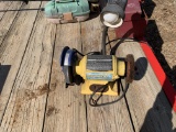 Tool Master Bench Top Grinder