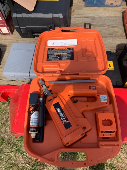Paslode Framing Nail Gun