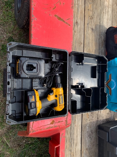 Dewalt Drill with Battery & Charger
