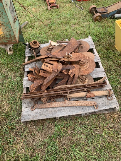 Pallet of Hillers, Cultivator Feet, etc.