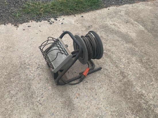 Shop Light with Extension Cord