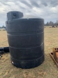 1,000 Gallon Tank with Pump