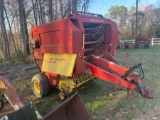 New Holland 848 Round Baler