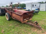 New Holland 331 Manure Spreader