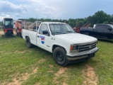 1988 Chevrolet 2500 with Lift Gate (TITLE)