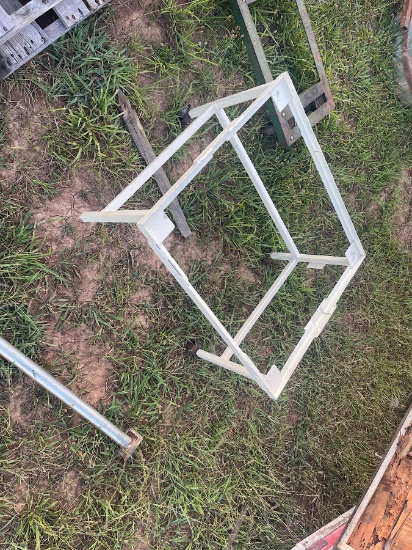 White Metal Frame (Missing One Caster)