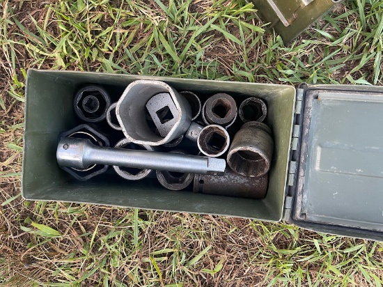 Ammo Box with Large Sockets